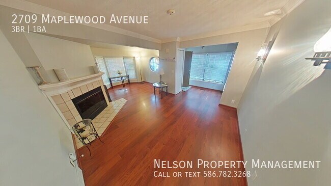 2709 Maplewood Ave in Royal Oak, MI - Building Photo - Building Photo