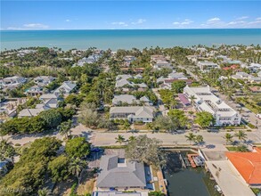 1499 3rd St S in Naples, FL - Building Photo - Building Photo