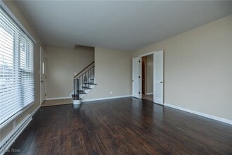 2194 Hawkins Rd in Westlake, OH - Building Photo - Building Photo