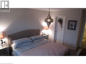 7 Lakewalk Dr in Hamilton, ON - Building Photo - Building Photo