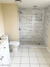 124 Cypress Way E in Naples, FL - Building Photo - Building Photo
