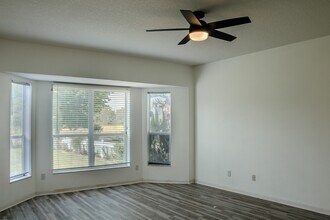 1557 Amaryllis Cir in Orlando, FL - Building Photo - Building Photo