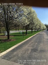 2623 Bloom Dr in Columbus, OH - Building Photo - Building Photo