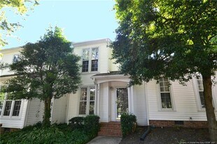 121 Planetree Ln in Cary, NC - Building Photo