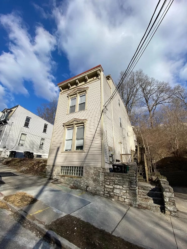 property at 2226 Ravine St