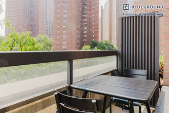 345 E 94th St, Unit FL4-ID1554 in New York, NY - Building Photo - Building Photo
