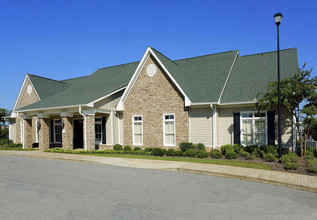 Verandas at Taylor Oaks in Montgomery, AL - Building Photo - Building Photo