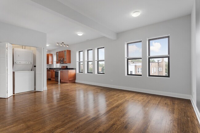 7528 N Seeley Ave in Chicago, IL - Building Photo - Building Photo