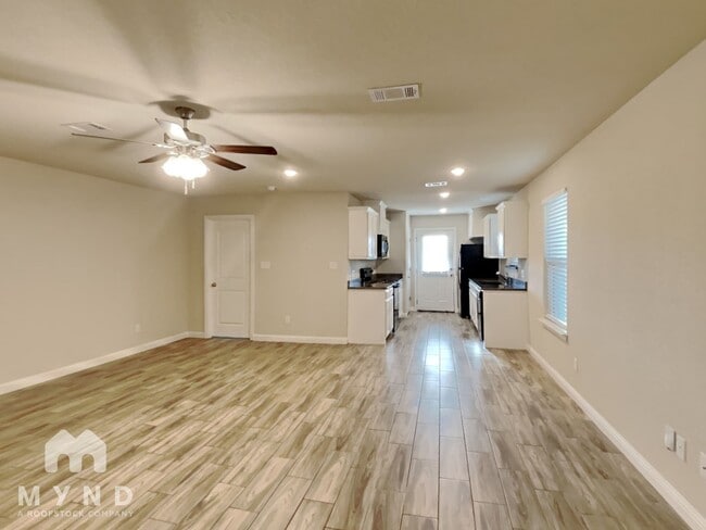 740 Rolling Terrace Cir in Granbury, TX - Building Photo - Building Photo