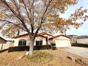 2737 Chambers Ave in Kingman, AZ - Building Photo - Building Photo