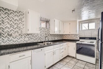 4020 S Bannock St in Englewood, CO - Building Photo - Building Photo