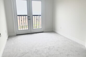 10 Oakmore Ln in Brampton, ON - Building Photo - Building Photo