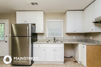 3940 Scott Dr in Forest Park, GA - Foto de edificio - Building Photo