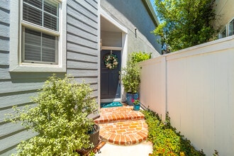 1556 Hyannis Ln in San Pedro, CA - Building Photo - Building Photo