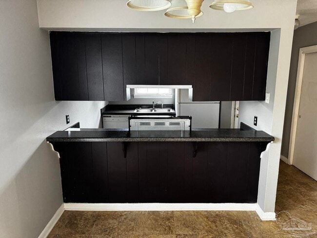 1460 Bakalane Ct in Pensacola, FL - Building Photo - Building Photo