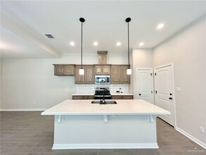 10229 N 15th St in McAllen, TX - Building Photo - Building Photo