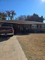 109 Ruby Cir in Brandon, FL - Building Photo