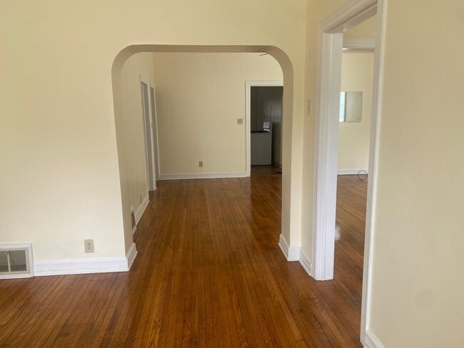 210 N Central Ave in Urbana, IL - Building Photo - Building Photo