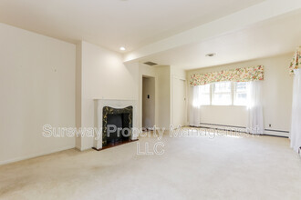 2488 Princeton Pike in Lawrence Township, NJ - Foto de edificio - Building Photo