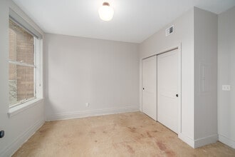 Keystone Lofts in Aurora, IL - Building Photo - Interior Photo