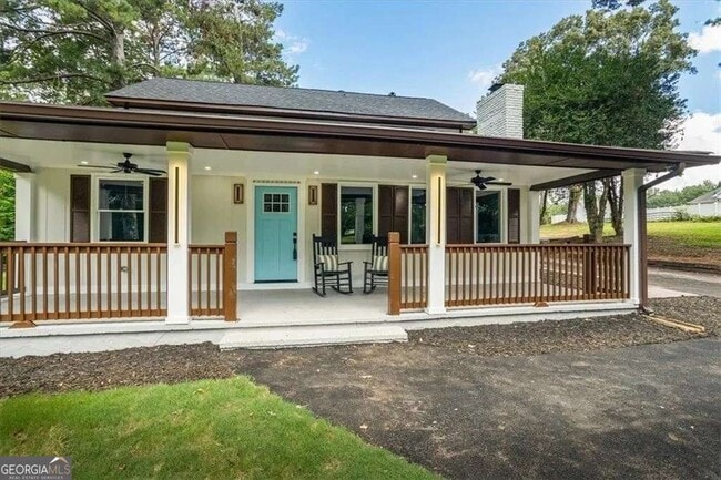 property at 724 Cowan Rd SE