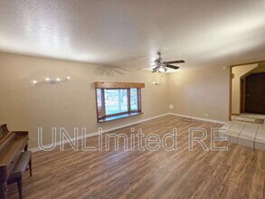 2589 N Oakmont Dr in Flagstaff, AZ - Building Photo - Building Photo