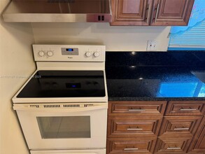 312 N 62nd Ave in Hollywood, FL - Building Photo - Building Photo