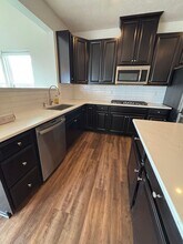 2925 Pinnacle Dr in Mcdonald, PA - Building Photo - Building Photo