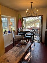 7221 Earldom Ave in Playa Del Rey, CA - Foto de edificio - Building Photo