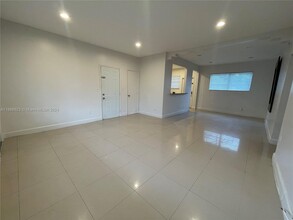 250 S Shore Dr in Miami Beach, FL - Building Photo - Building Photo