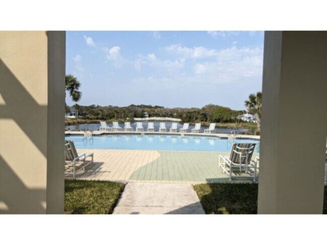 20 Laughing Gull Ln in Palm Coast, FL - Building Photo - Building Photo