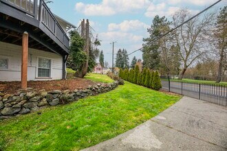 4701 S 3rd Ave, Unit 4701 - 3 in Everett, WA - Building Photo - Building Photo