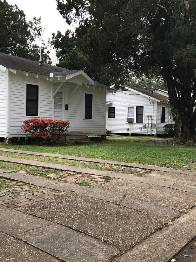 property at 118 St Michael St