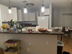 30 Franklin St, Unit 311 in Malden, MA - Foto de edificio - Building Photo