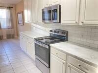 6027 Pennworth Ln photo'