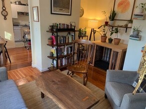 93 Moore St, Unit 1 in Cambridge, MA - Building Photo - Building Photo