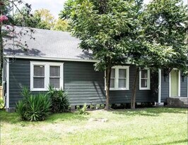 1817 Beall St in Houston, TX - Building Photo
