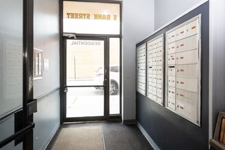 24 Park St, Unit 4F in Attleboro, MA - Building Photo - Building Photo