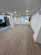 1802 2nd St NW, Unit B in Washington, DC - Foto de edificio - Building Photo