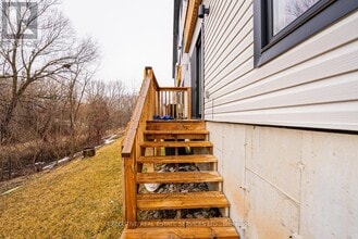 20 Trailside Dr in Haldimand, ON - Building Photo - Building Photo