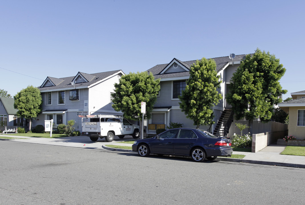 1225 W Diamond St in Anaheim, CA - Building Photo