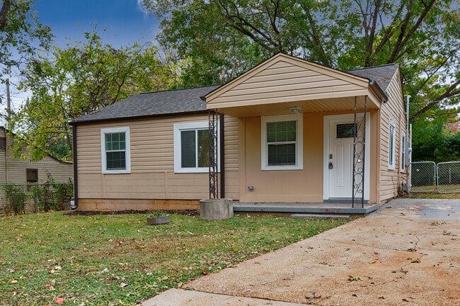 4304 9th Ave SW in Huntsville, AL - Foto de edificio - Building Photo