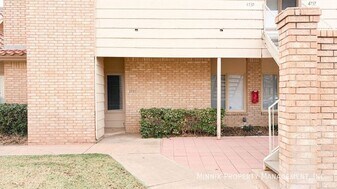 4729 2nd St in Lubbock, TX - Building Photo