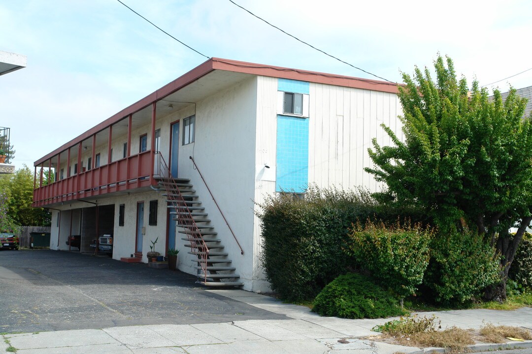 1405 Carleton St in Berkeley, CA - Building Photo