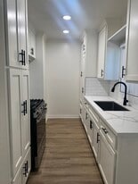 Heather Apartments in Long Beach, CA - Building Photo