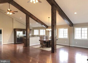37793 Baker Mill Rd in Purcellville, VA - Building Photo - Building Photo