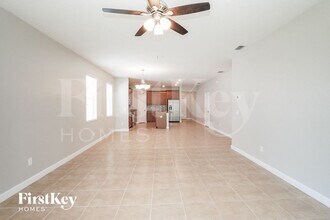4664 Egg Harbor Dr in Kissimmee, FL - Building Photo - Building Photo