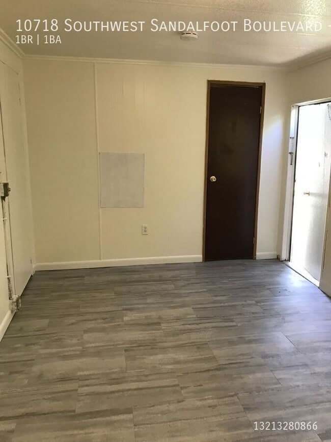 10718 SW Sandalfoot Blvd