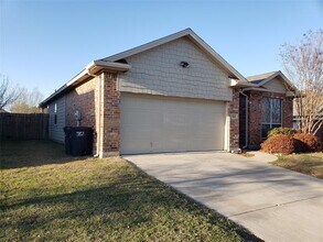 820 Poncho Ln in Haslet, TX - Building Photo - Building Photo