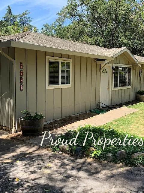 property at 2748 Tunnel St